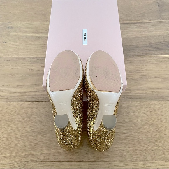 miu miu Gold Glitter Curved Heels, IT38 - Picture 8 of 11